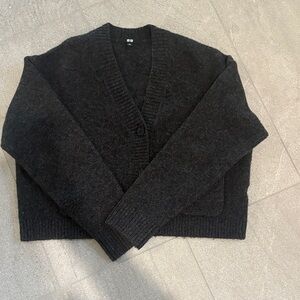 Uniqlo Soufflé warm cardigan